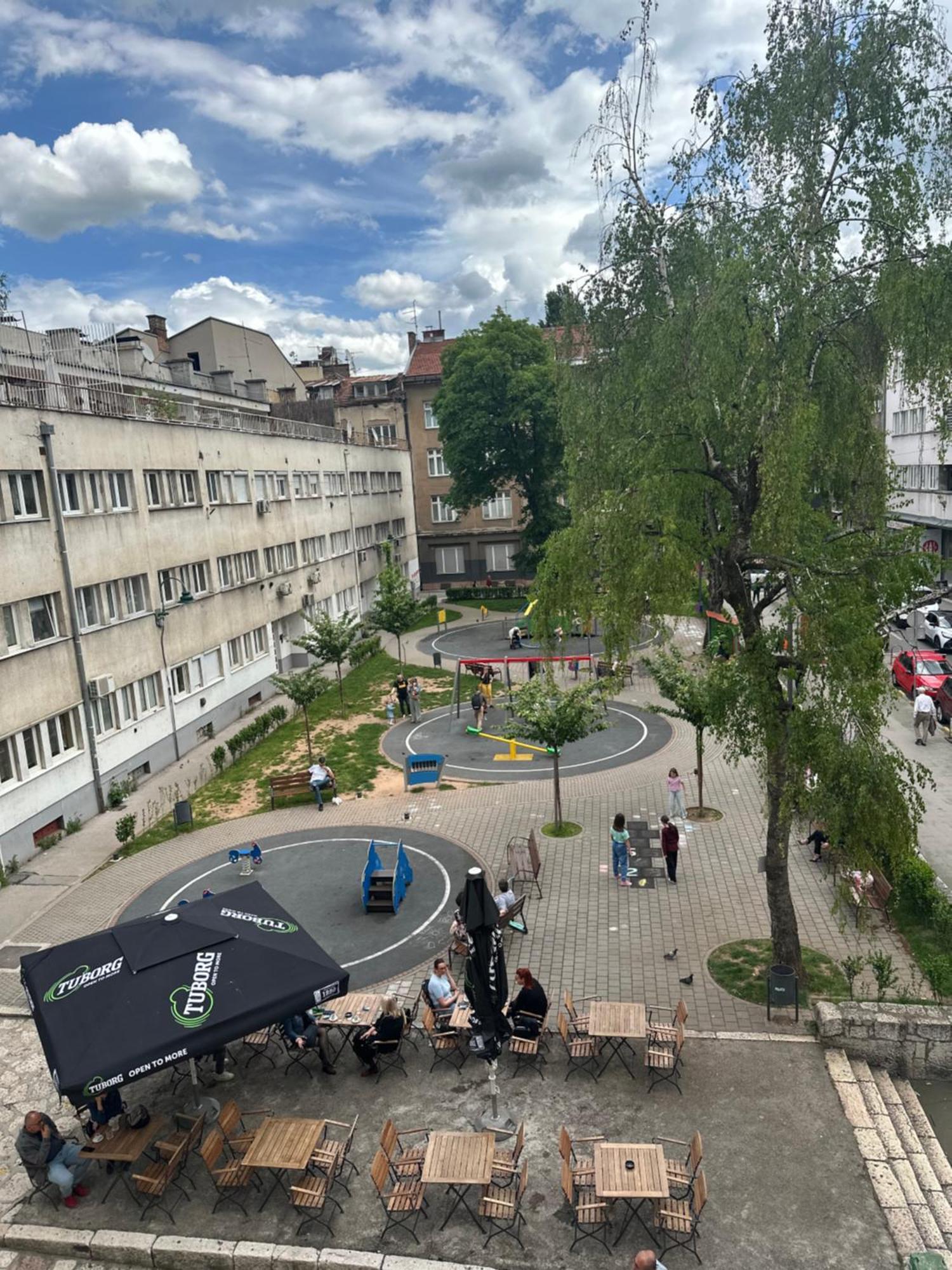 Deluxe Festival Centar With Free Parking Apartment